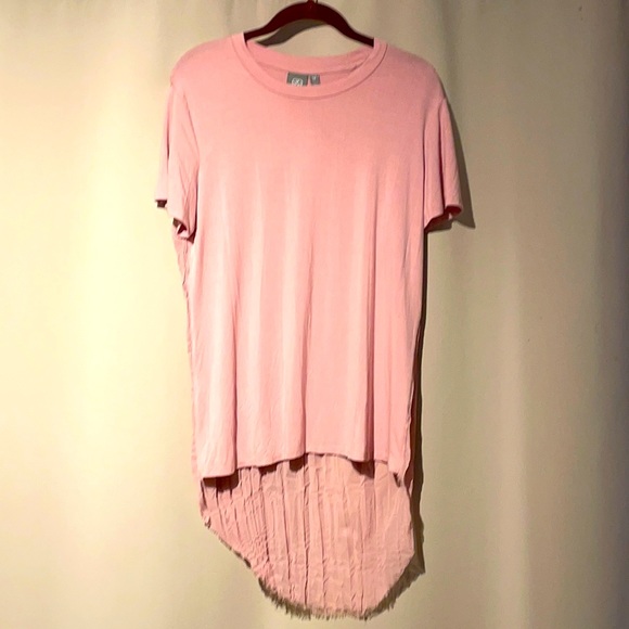 Daisy Fuentes t-shirts w/sheer back (M) - Picture 3 of 11